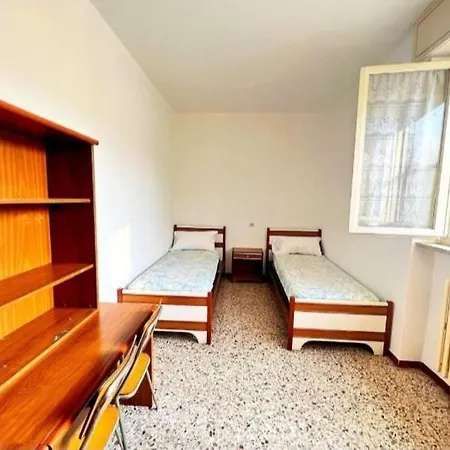 Bisceglie Bisceglie Bisceglie * Milaan